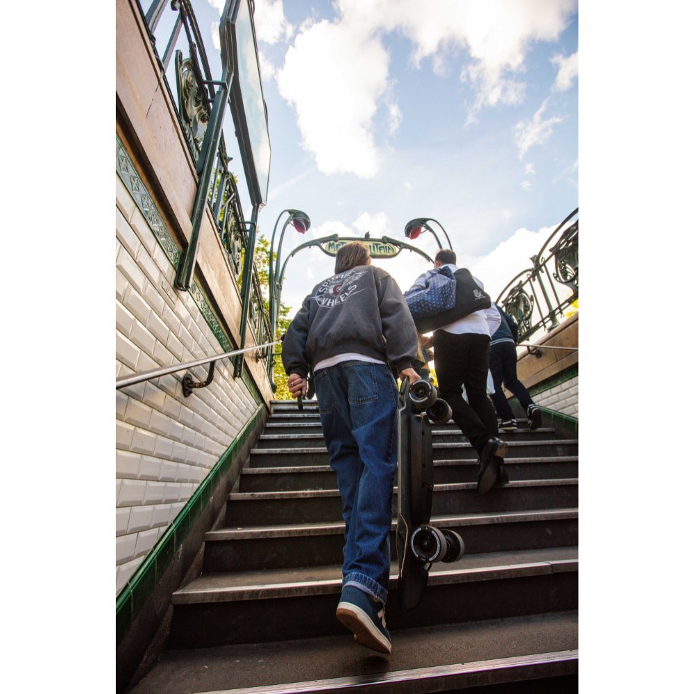 Liten 2 Essentiel reconditionné - ElwingEssentielOLED homologuéeComme neuf