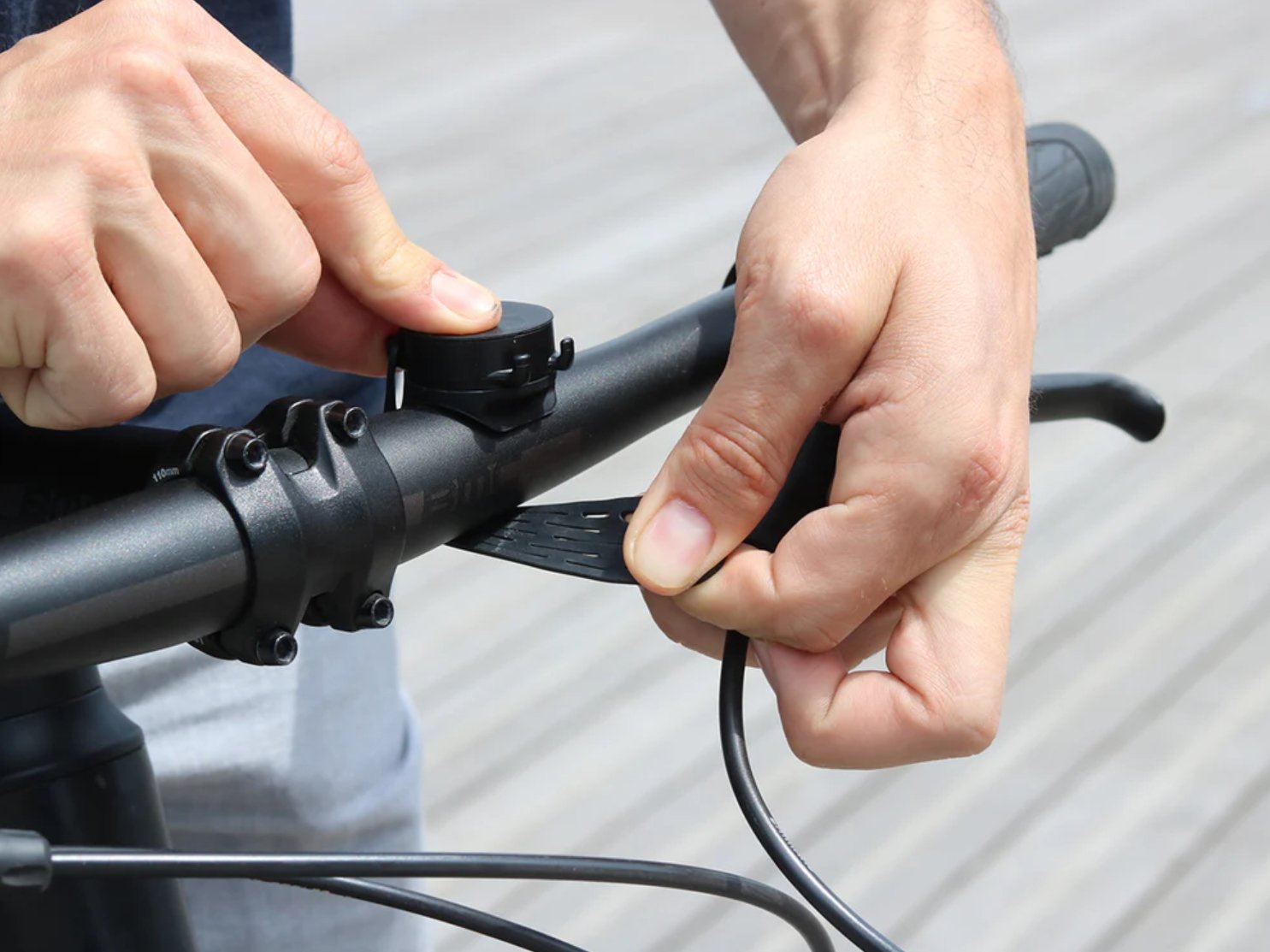 Support smartphone vélo étui magnétique - ElwingXL - hauteur < 16.5 cm